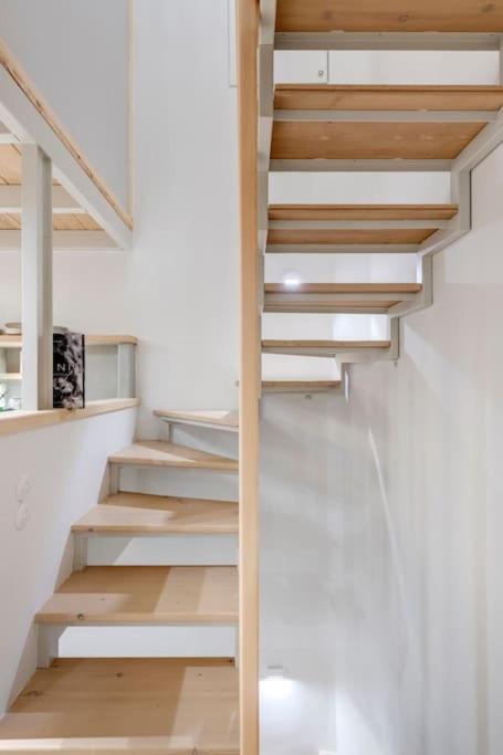 에르무폴리 Nomade Vibrant Living Loft 아파트 외부 사진